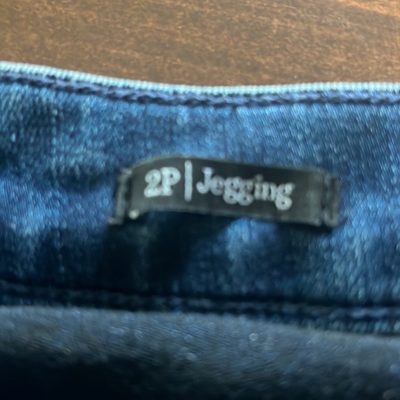 Talbo’s Skinny Jeans - Picture 6 of 10